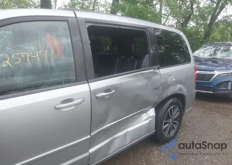 2017 Dodge Grand Caravan Gt из США, поврежденный, VIN 2C4RDGEG9HR671789